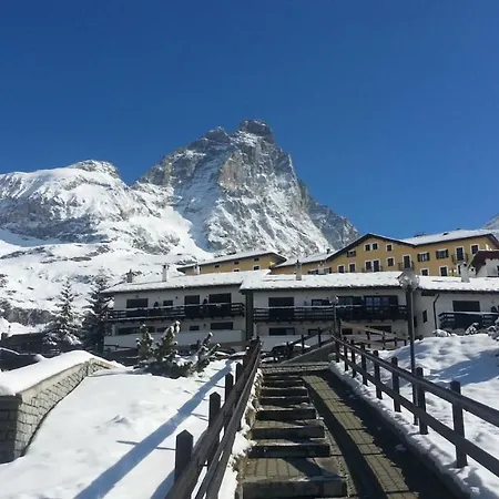Cervinia Uno - 10 Apartment